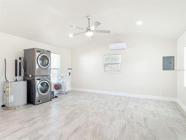 1875 OLD DAYTONA ROAD, Deland, FL 32724