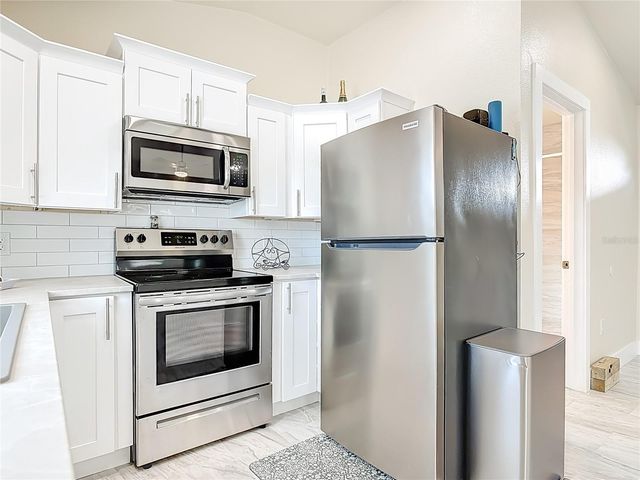 1875 OLD DAYTONA ROAD, Deland, FL 32724