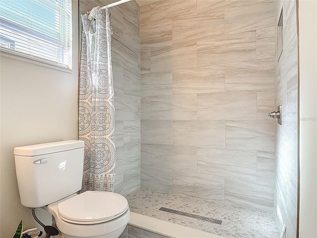 1875 OLD DAYTONA ROAD, Deland, FL 32724