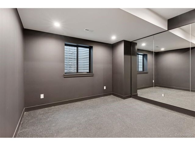 949 S Clayton Way, Denver, CO 80209