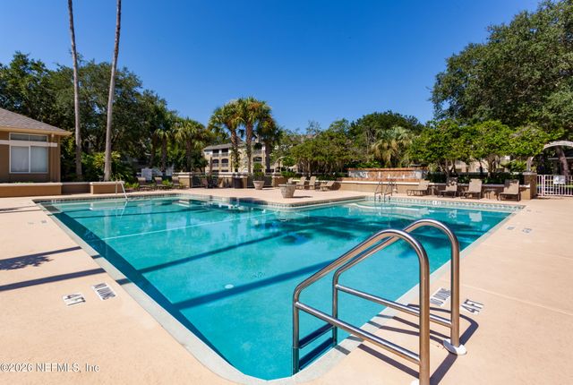 25 ARBOR CLUB Drive 105, Ponte Vedra Beach, FL 32082