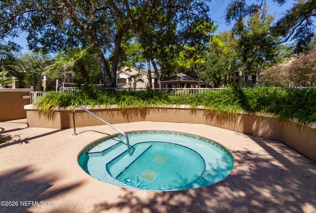 25 ARBOR CLUB Drive 105, Ponte Vedra Beach, FL 32082