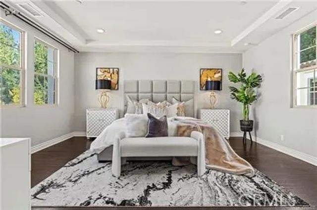 51 Dunmore, Irvine, CA 92620