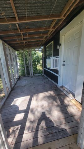 12018 Sandpiper Road, Angleton, TX 77515