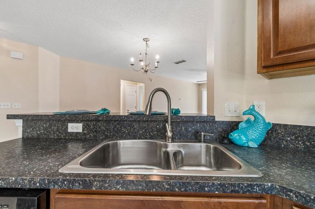 73 S Twin Maple Rd, St Augustine, FL 32084