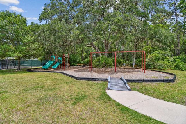 73 S Twin Maple Rd, St Augustine, FL 32084