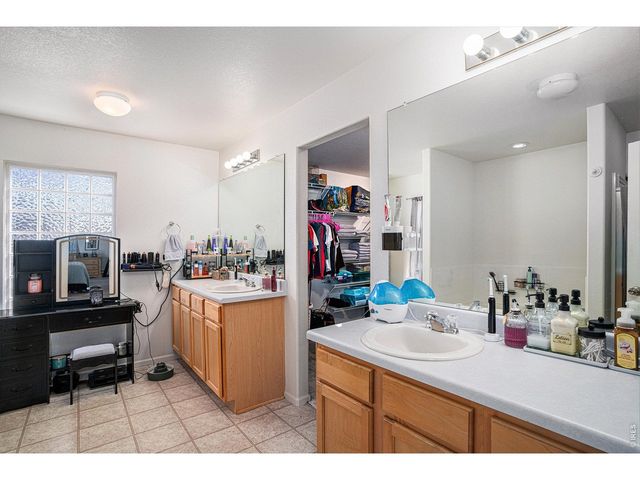 3937 Kenwood Cir, Johnstown, CO 80534