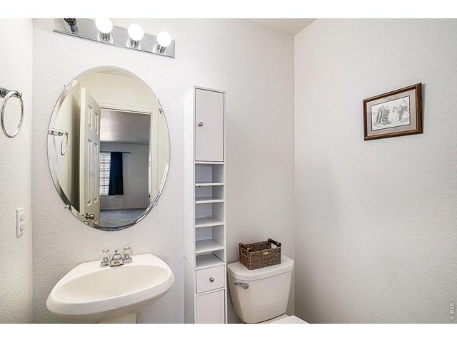 3937 Kenwood Cir, Johnstown, CO 80534