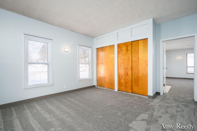 418 Elm Street Se, Lowell City, MI 49331