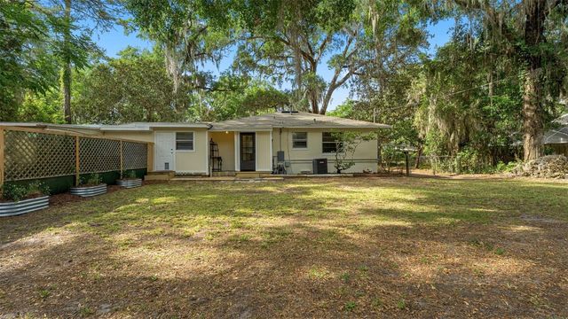 904 NW 14TH AVENUE, Gainesville, FL 32601