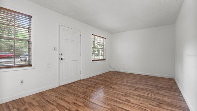 904 NW 14TH AVENUE, Gainesville, FL 32601