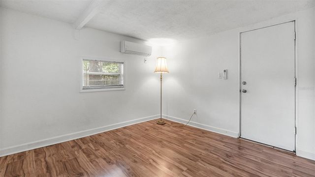 904 NW 14TH AVENUE, Gainesville, FL 32601