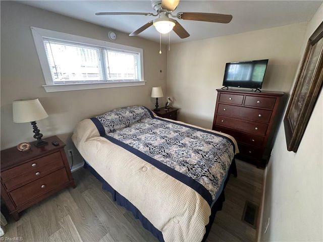 117 Badin Lake Circle, New London, NC 28127