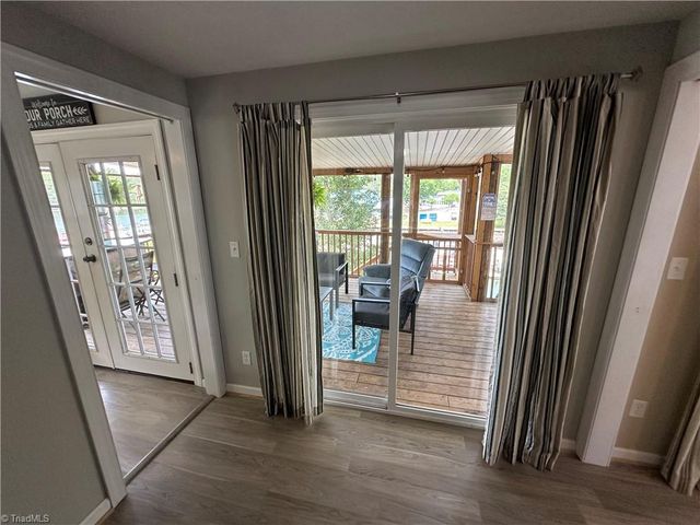 117 Badin Lake Circle, New London, NC 28127