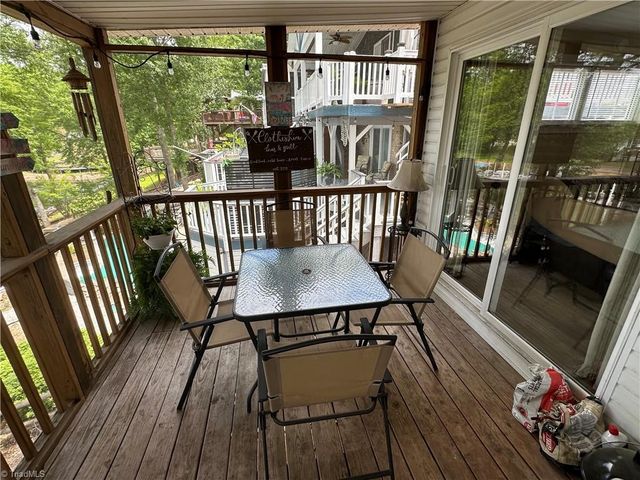 117 Badin Lake Circle, New London, NC 28127