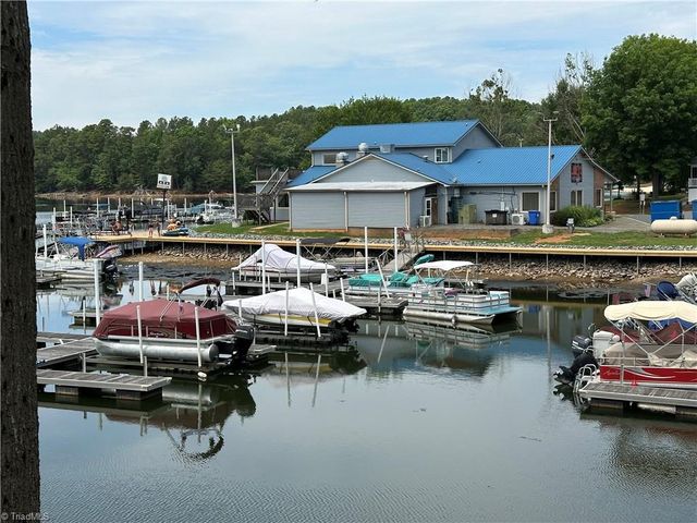 117 Badin Lake Circle, New London, NC 28127