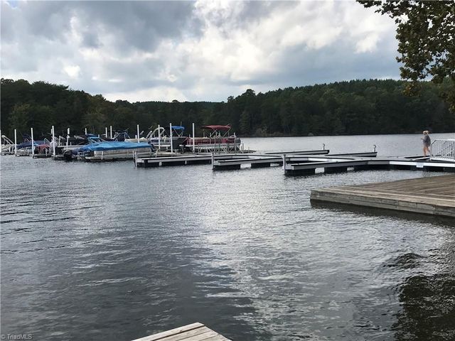 117 Badin Lake Circle, New London, NC 28127