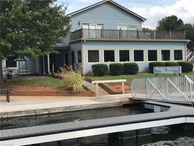 117 Badin Lake Circle, New London, NC 28127