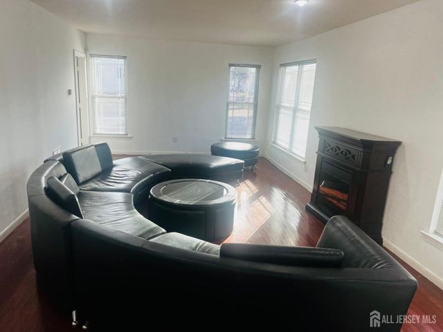 63 E Jefferson Boulevard, Edison, NJ 08817