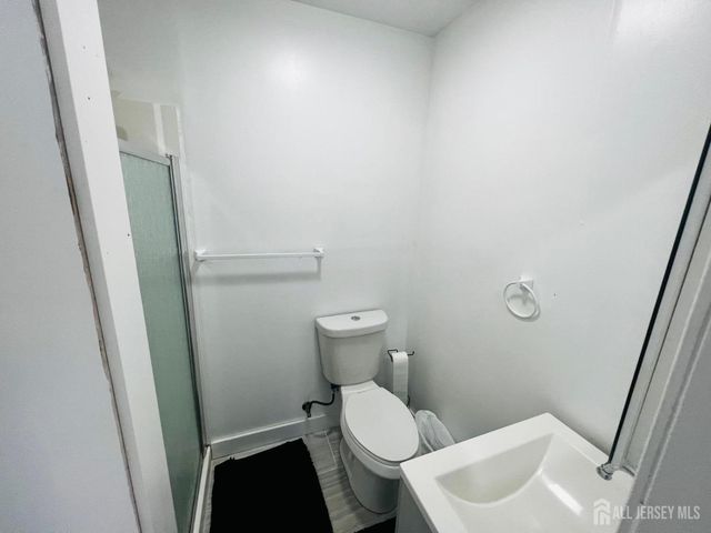 63 E Jefferson Boulevard, Edison, NJ 08817
