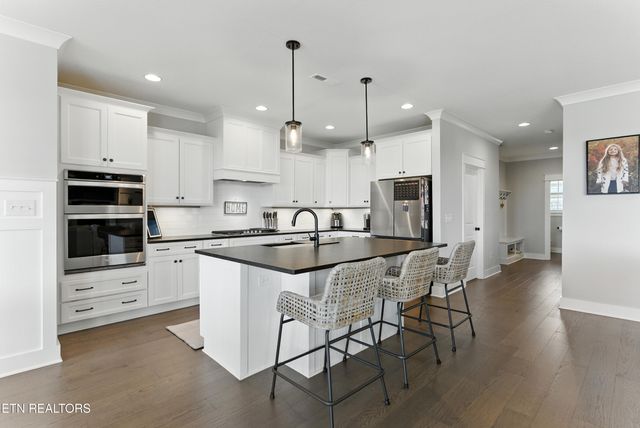 11608 Boston Ivy Lane, Knoxville, TN 37932