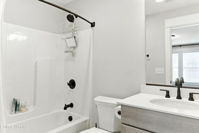 11608 Boston Ivy Lane, Knoxville, TN 37932