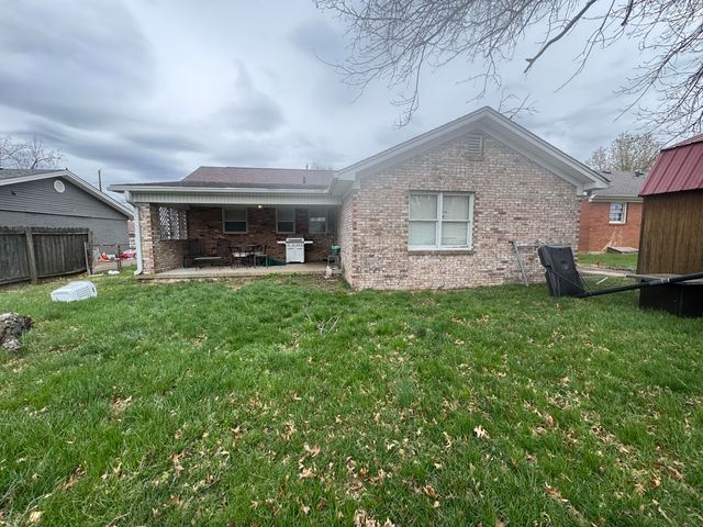 214 Magnolia Drive, Richmond, KY 40475