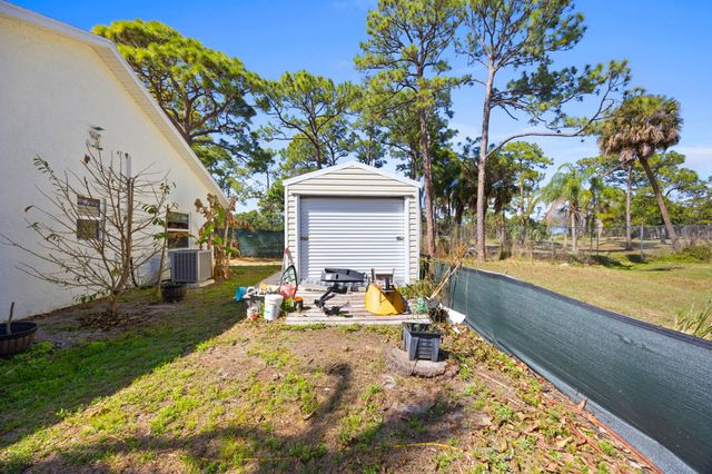 2517 SE Normand Street, Stuart, FL 34997