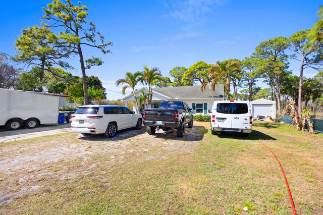 2517 SE Normand Street, Stuart, FL 34997