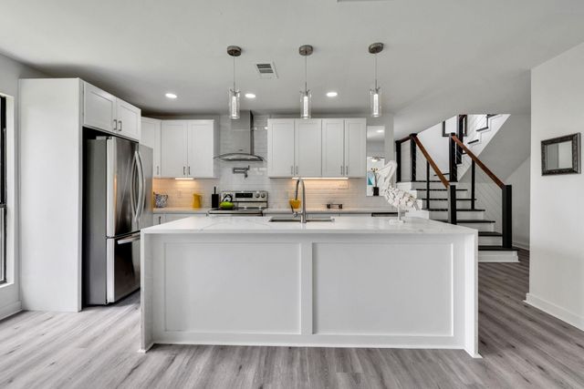 118 Hickory Pines, Livingston, TX 77351