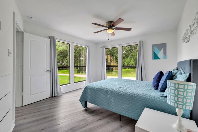 118 Hickory Pines, Livingston, TX 77351