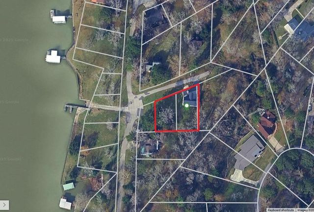 118 Hickory Pines, Livingston, TX 77351