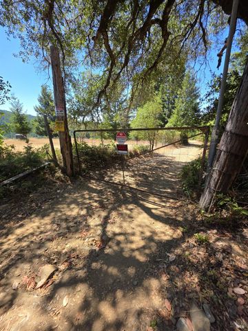 13333 Low Gap Rd, Ukiah, CA 95482