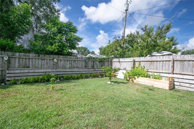 504 AMBASSADOR AVENUE, Eustis, FL 32726