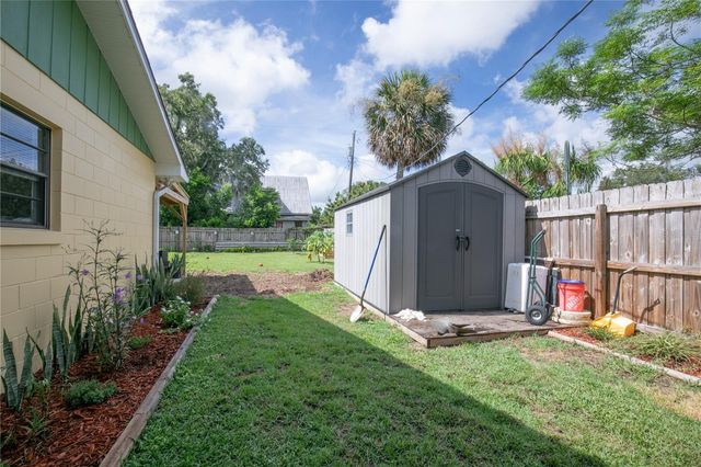 504 AMBASSADOR AVENUE, Eustis, FL 32726