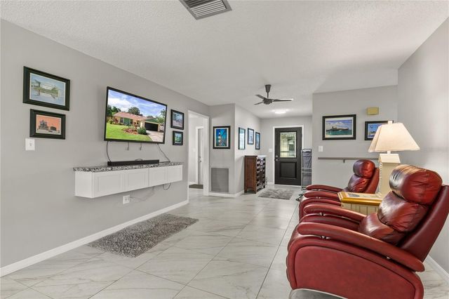 504 AMBASSADOR AVENUE, Eustis, FL 32726