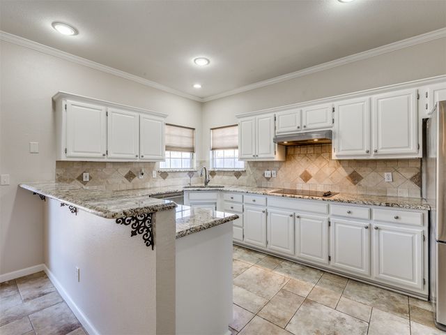 1004 S Yellowood Avenue, Broken Arrow, OK 74012