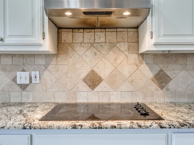 1004 S Yellowood Avenue, Broken Arrow, OK 74012