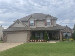 1004 S Yellowood Avenue, Broken Arrow, OK 74012