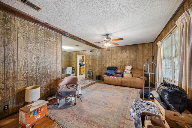 2009 Fortview RD, Austin, TX 78704