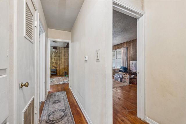 2009 Fortview RD, Austin, TX 78704