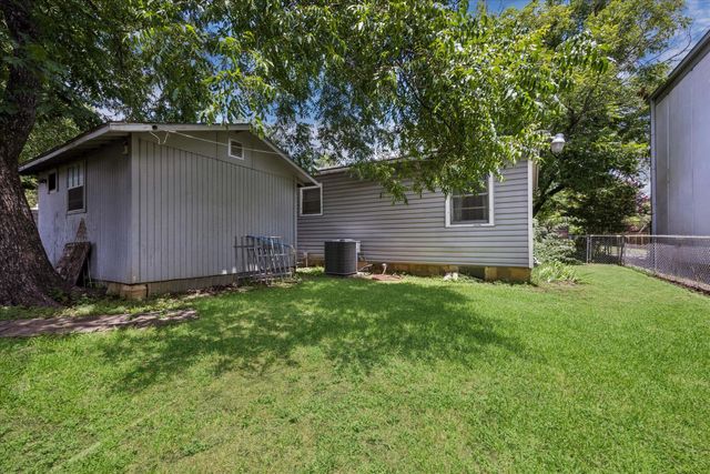 2009 Fortview RD, Austin, TX 78704