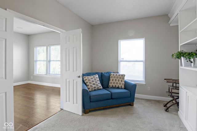 10398 Splendor Way, Indianapolis, IN 46234