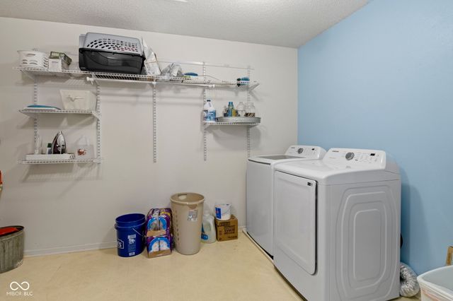 10398 Splendor Way, Indianapolis, IN 46234