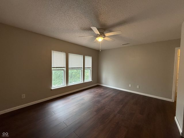 10398 Splendor Way, Indianapolis, IN 46234