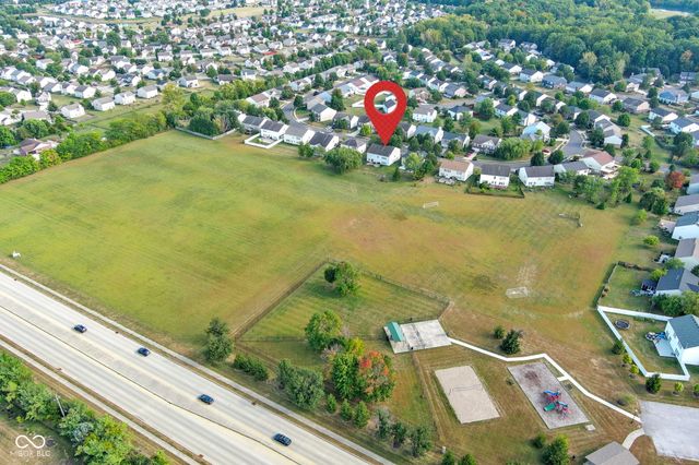 10398 Splendor Way, Indianapolis, IN 46234