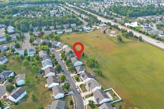 10398 Splendor Way, Indianapolis, IN 46234