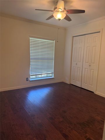 2907 Sweet Briar Street, Grapevine, TX 76051