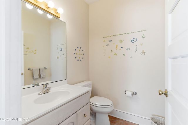 23 5th Street, Beach Haven, NJ 08008