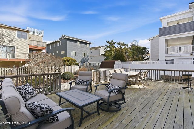 23 5th Street, Beach Haven, NJ 08008